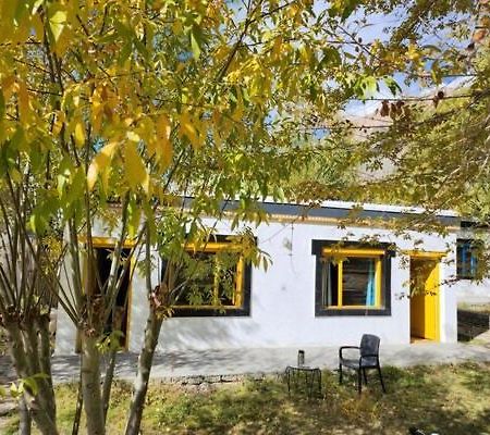 Lharimo North Nubra Valley Hotel Wahegaon Exterior photo